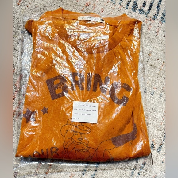 Jackson Rowe Bring Your Boots Band Tee NWT - Picture 3 of 4
